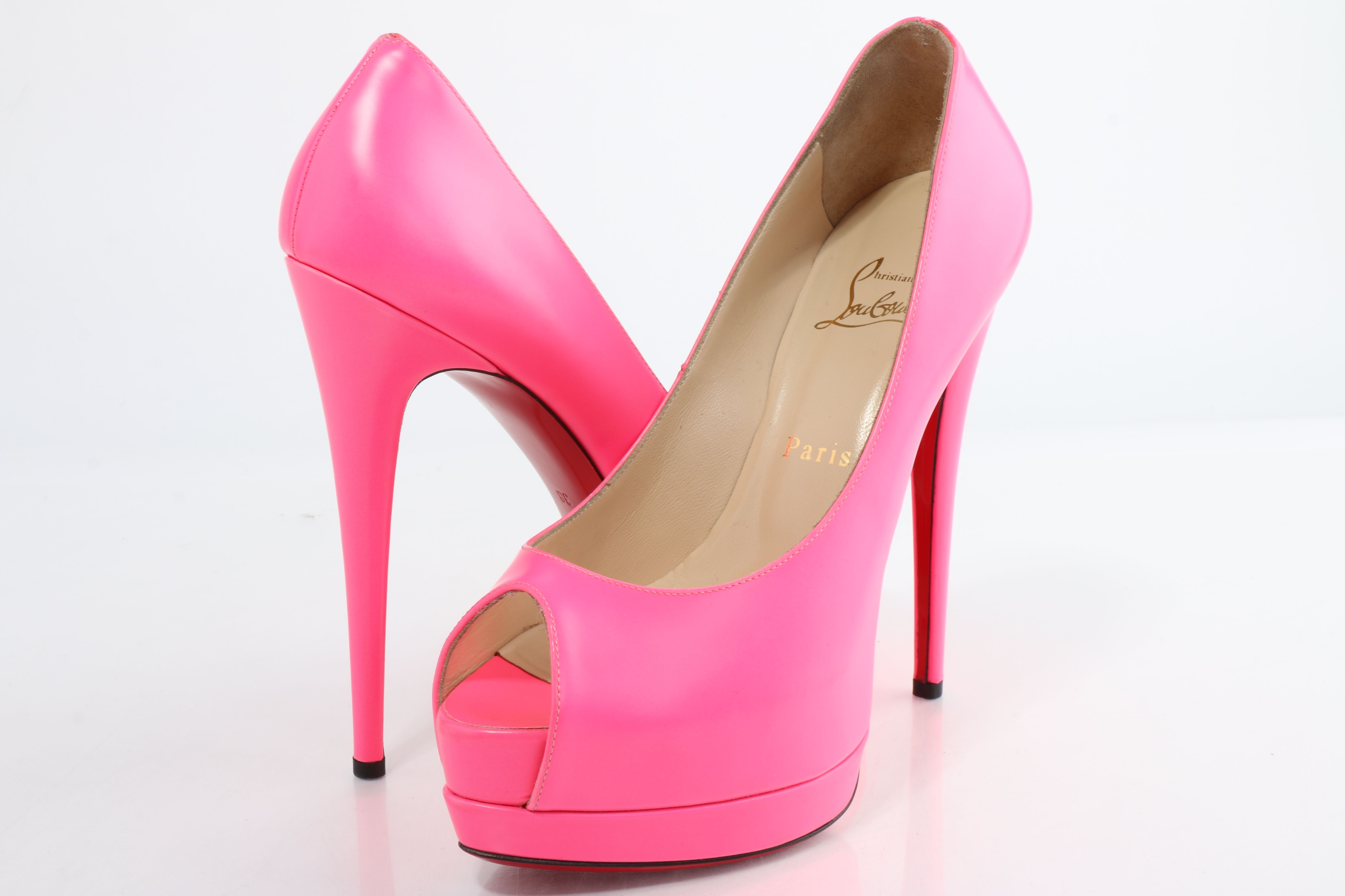 closed toe platforms