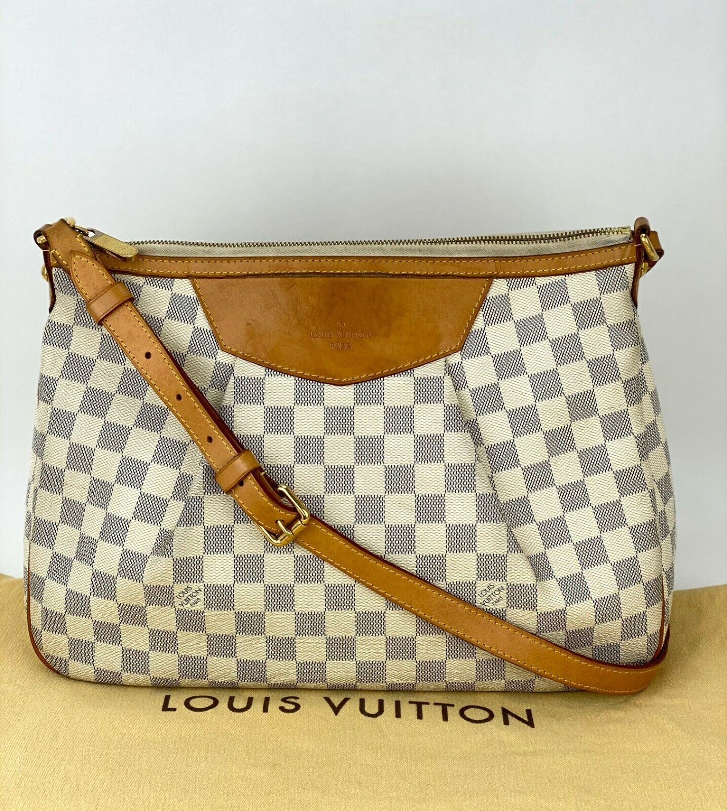 louis vuitton siracusa mm