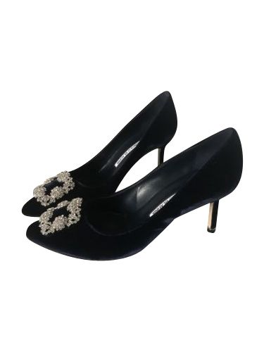 navy blue manolo blahnik shoes