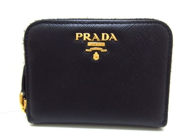 prada wallet women