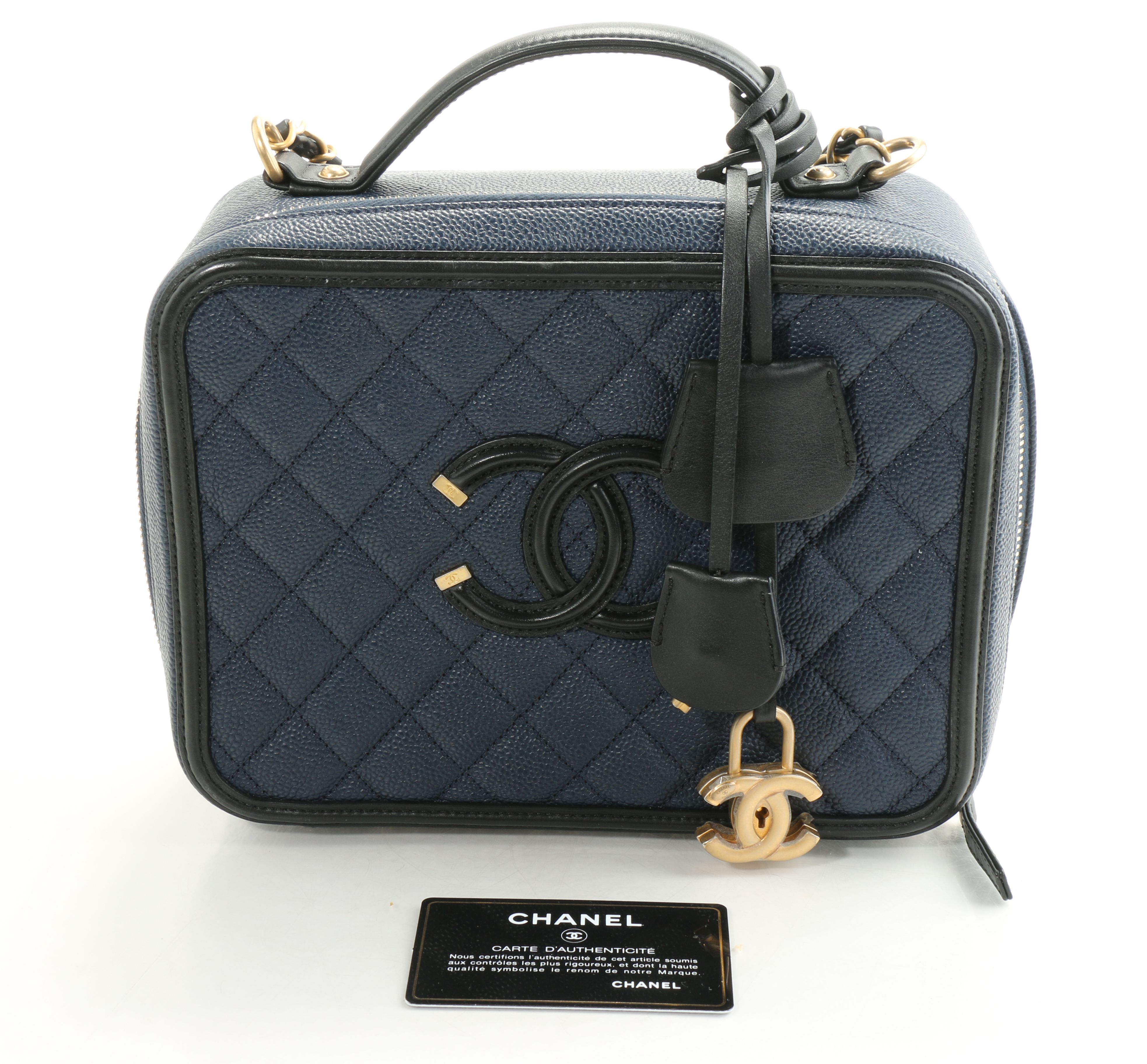 chanel medium vanity case