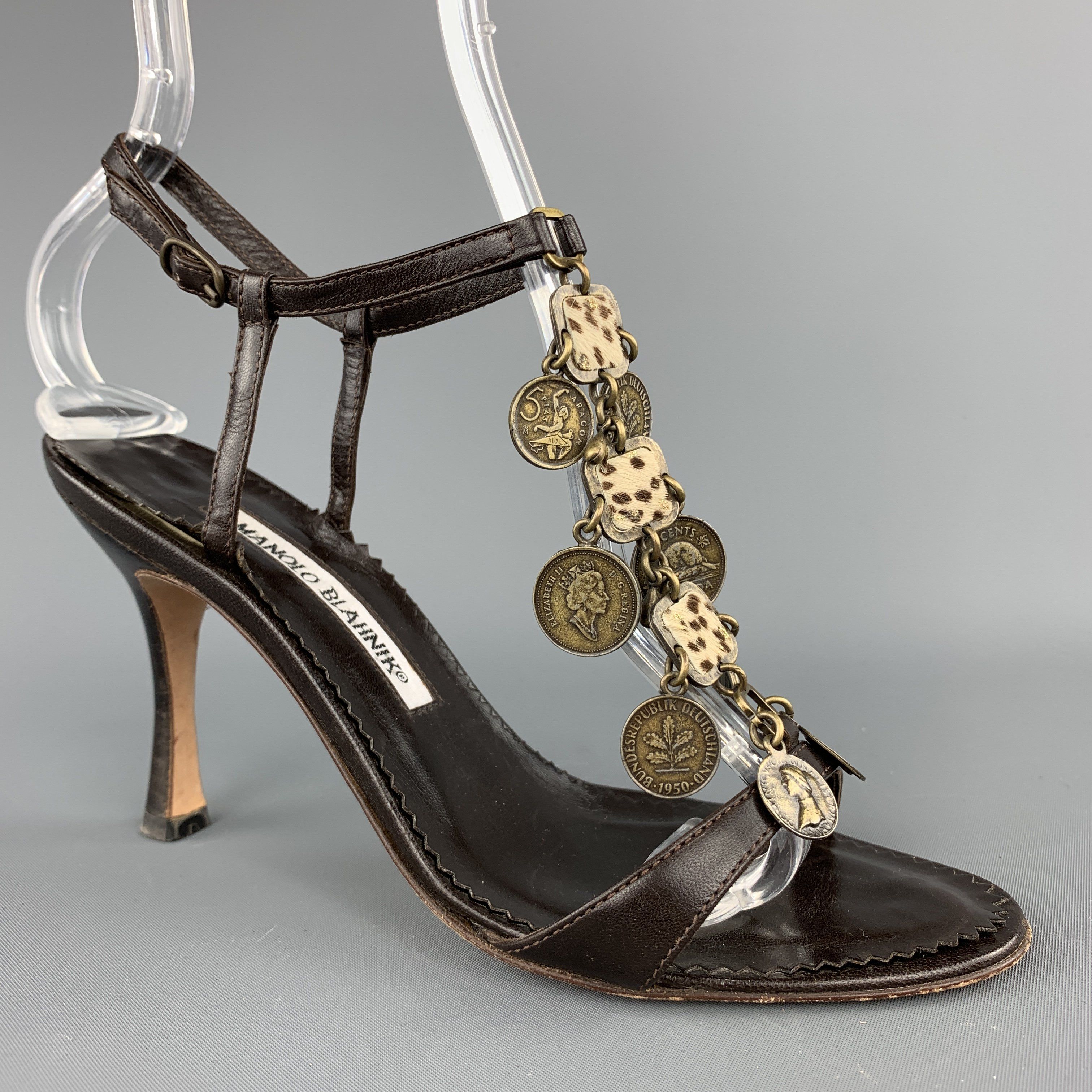 manolo blahnik t strap