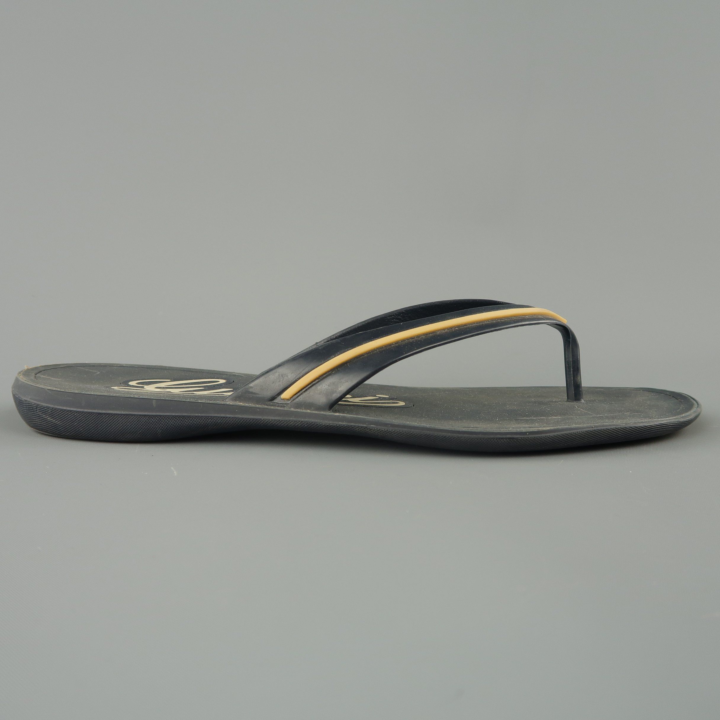 navy blue gucci sandals