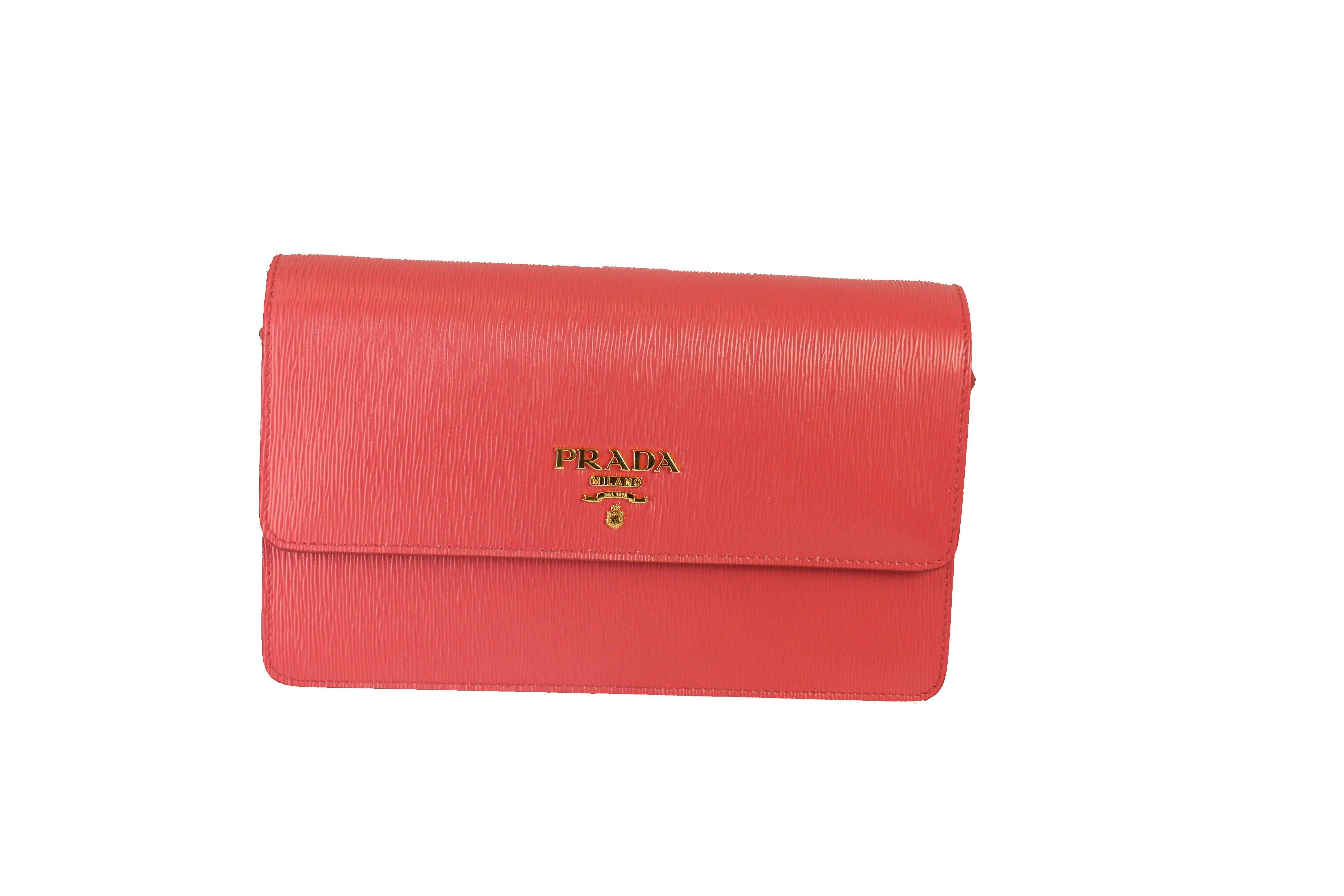 prada peonia wallet