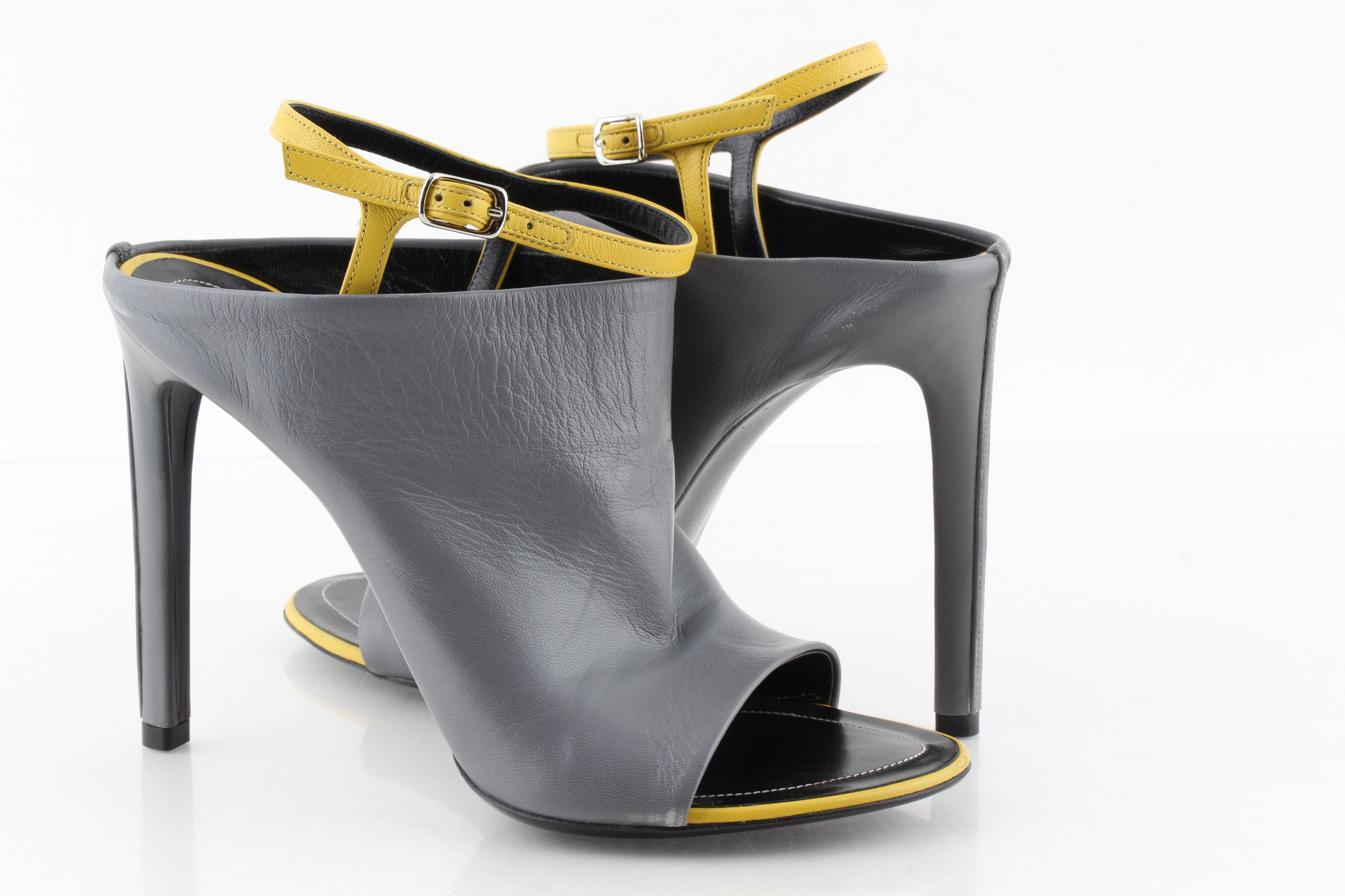 Balenciaga Heels Olive 2025