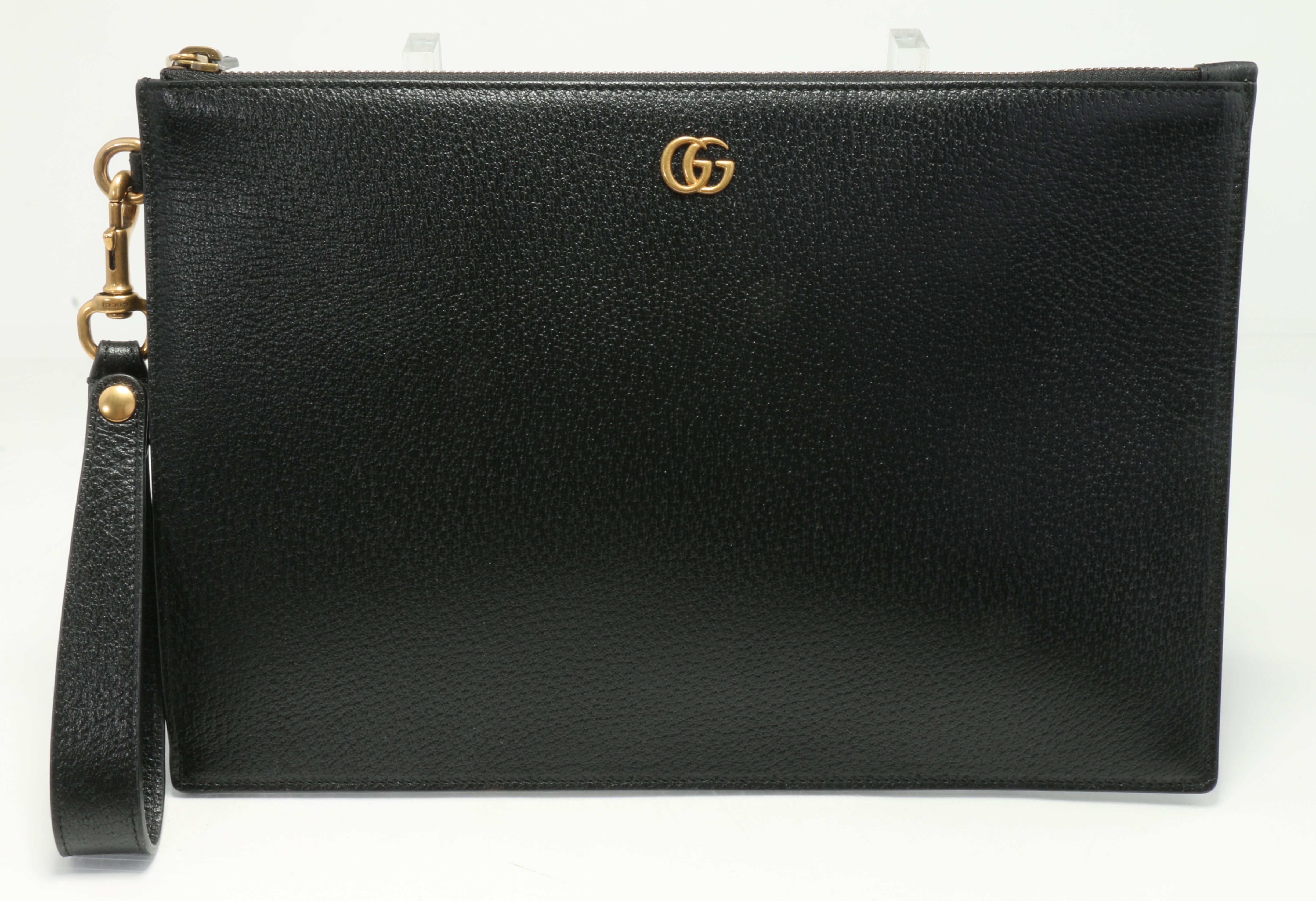 gucci marmont leather pouch