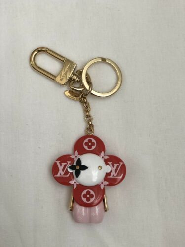 louis vuitton vivienne bag charm