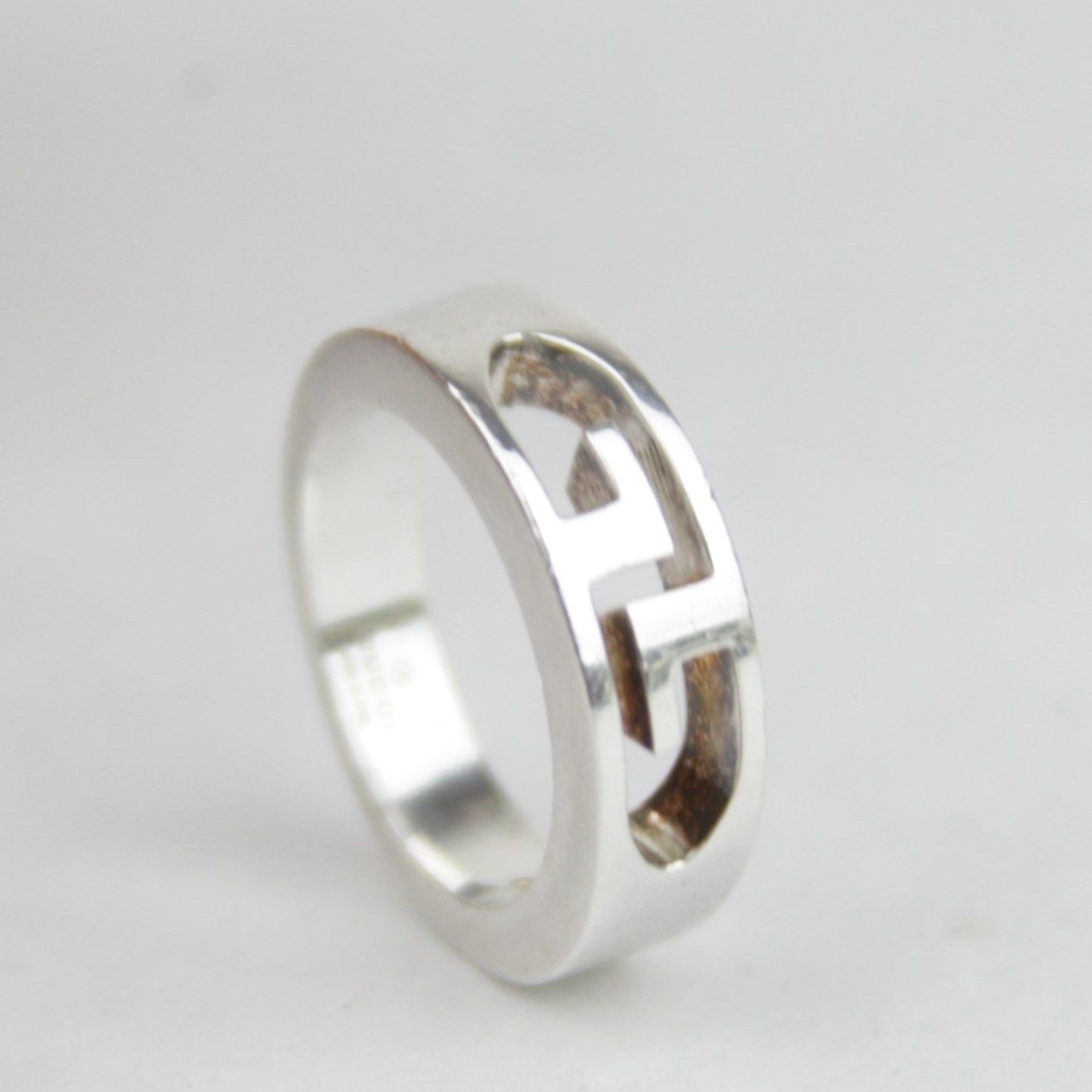 gucci interlocking silver ring