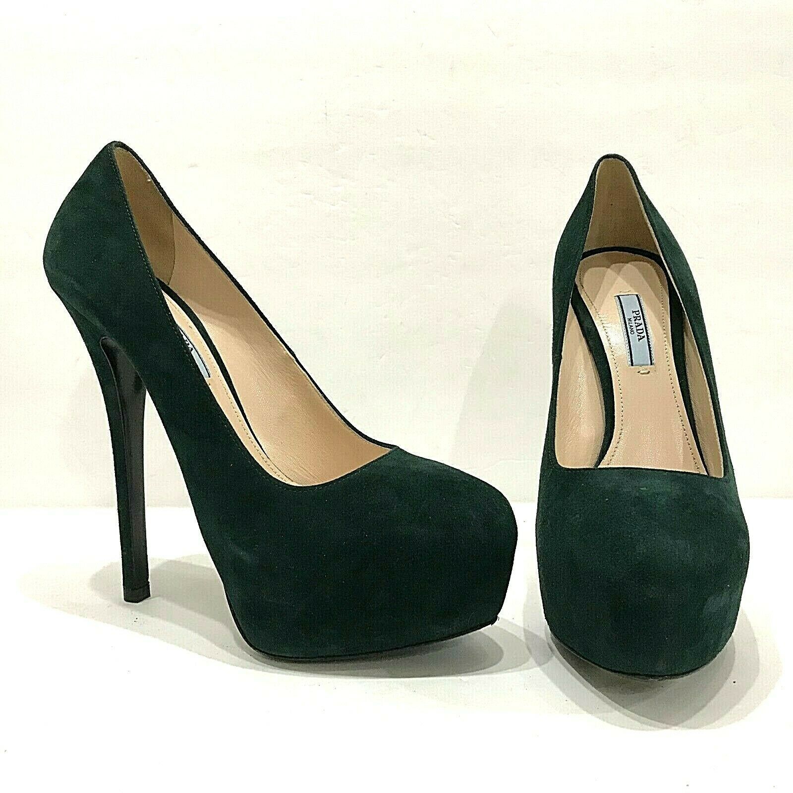 green platform pumps