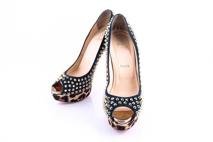 christian louboutin leopard print pumps
