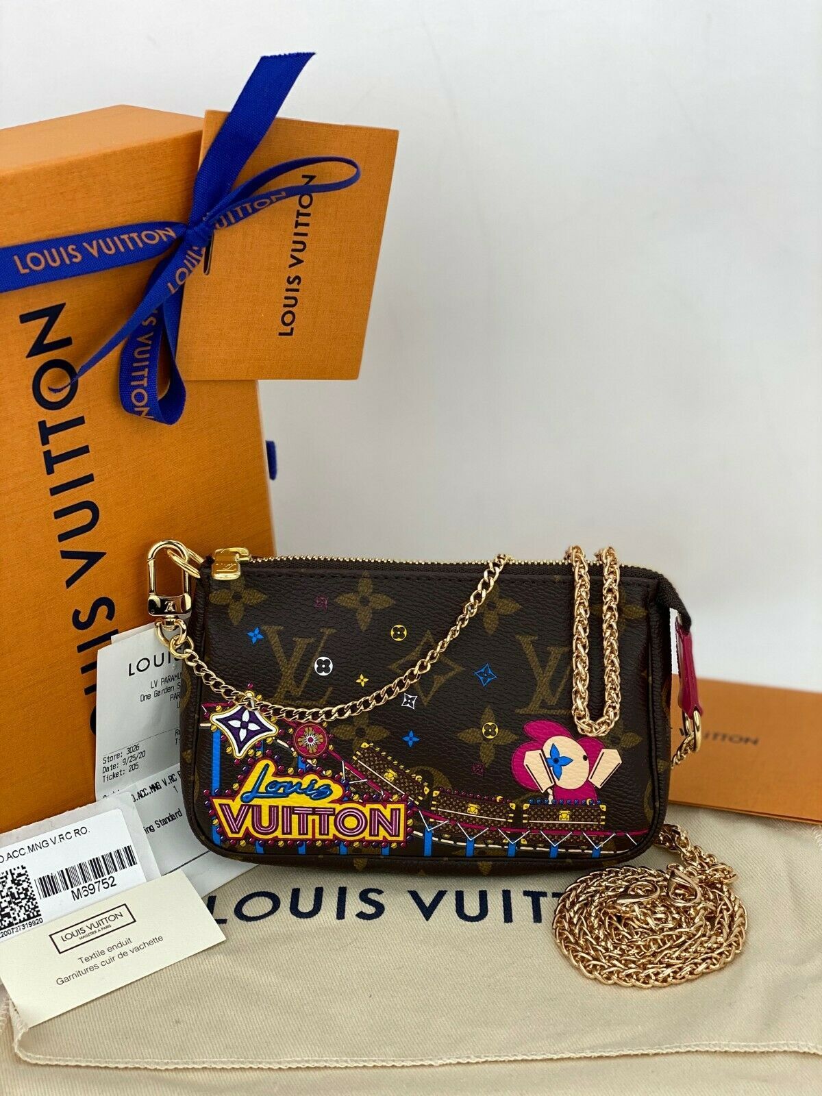 Sold Out 2020 LOUIS VUITTON MINI POCHETTE ACCESSOIRES POUCH BAG | LePrix