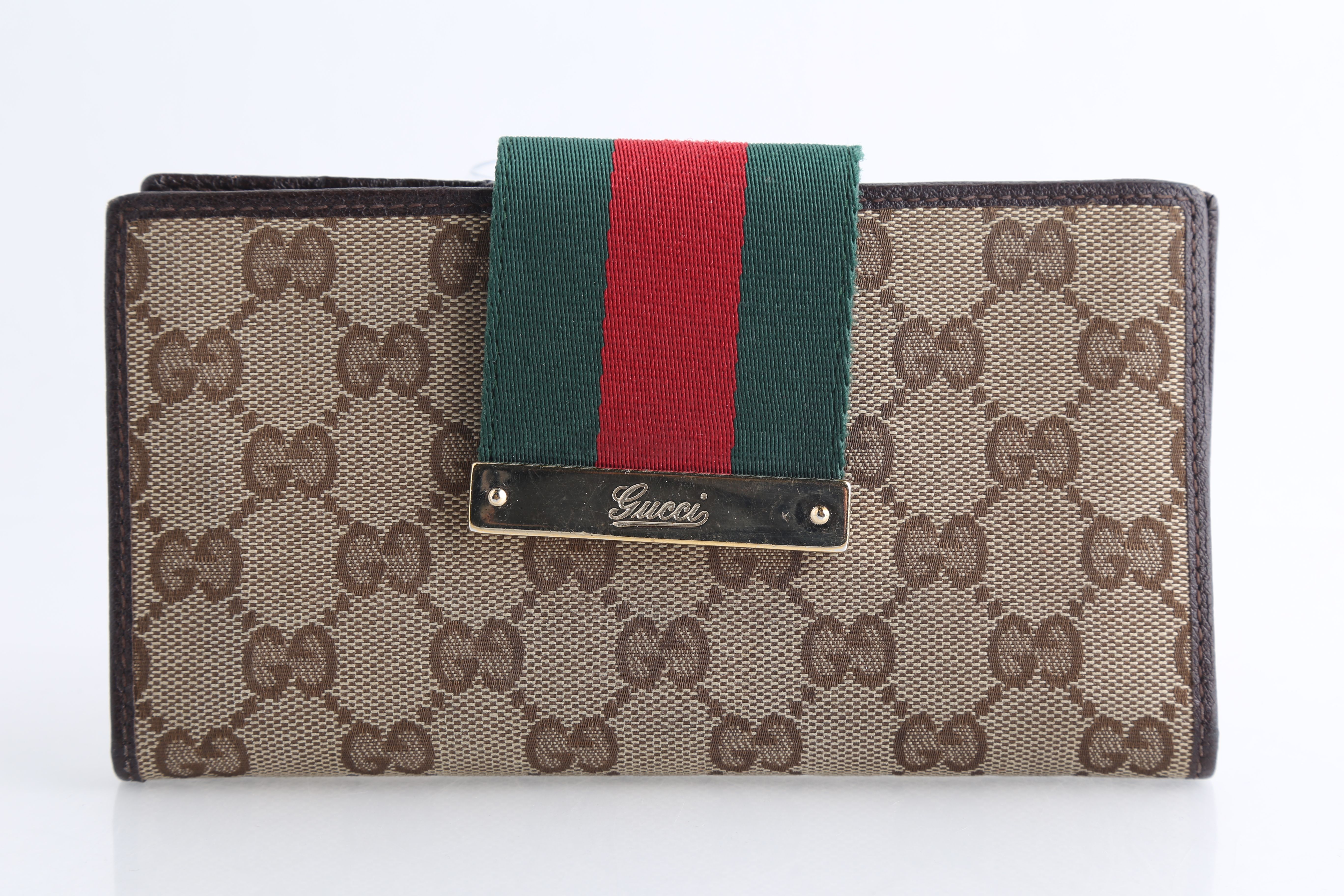 gucci monogram wallet