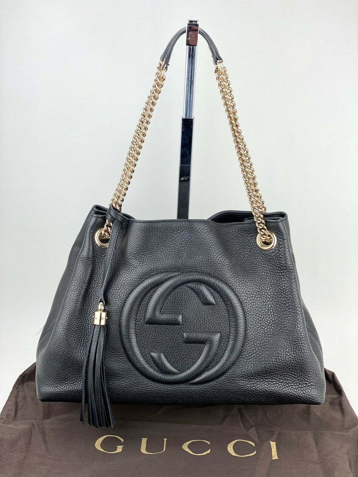 gucci soho black leather shoulder bag with chain strap