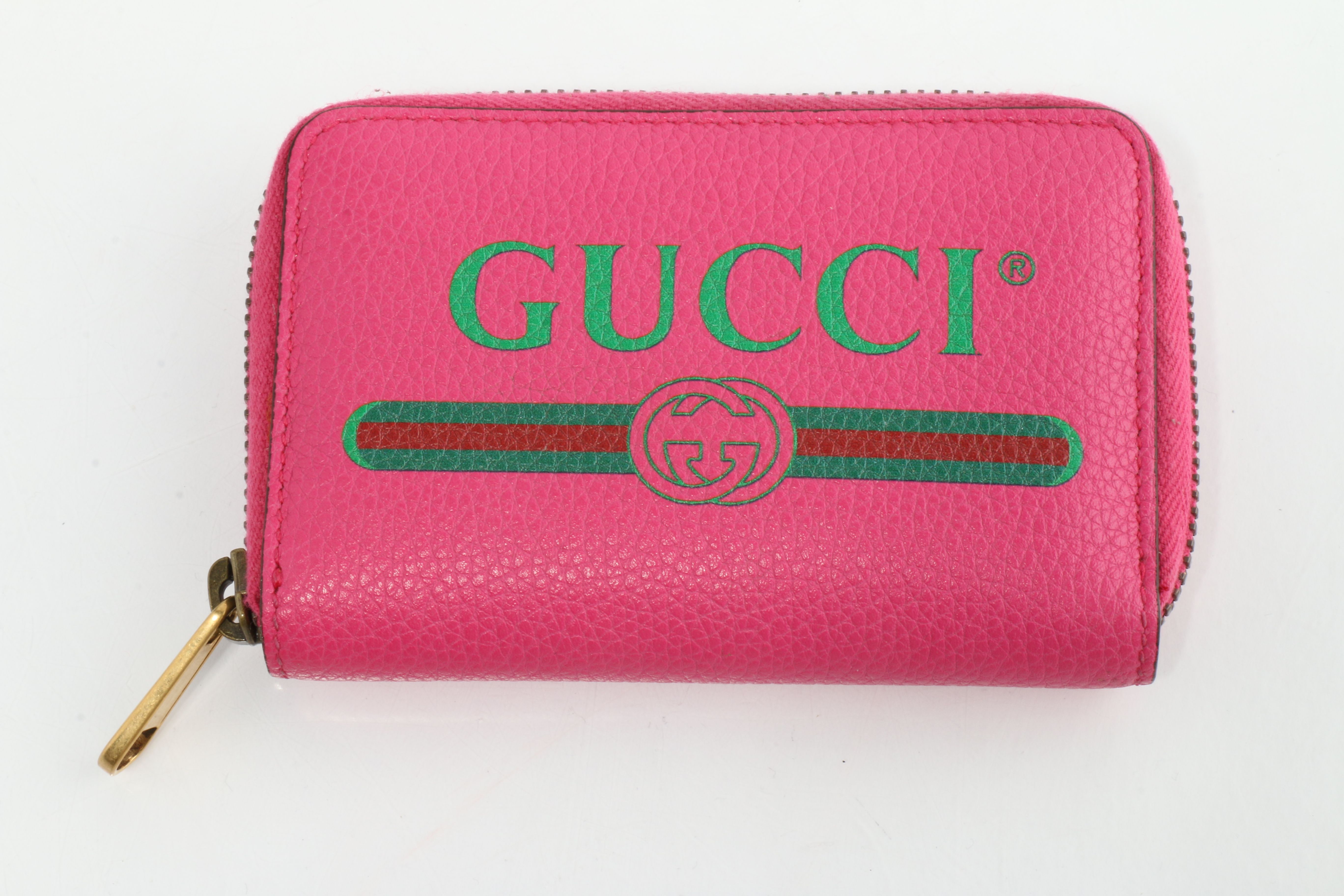 gucci logo pink