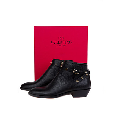 Valentino black rockstud ankle boot