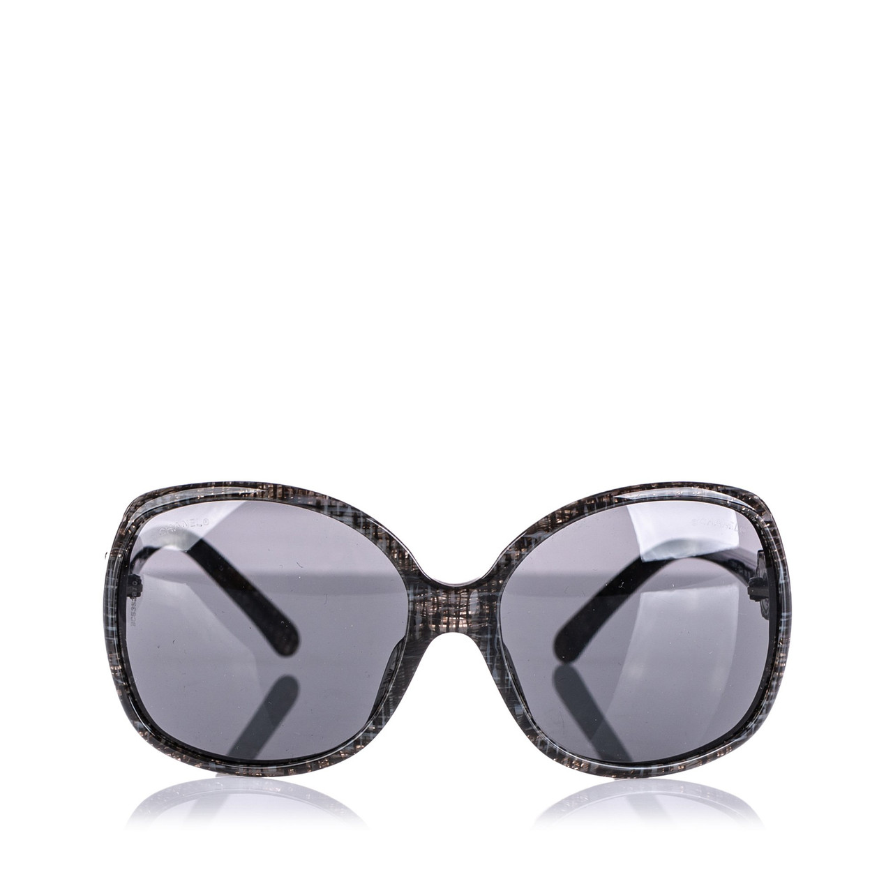 Vintage Authentic Chanel Gray Tweed Effect Oversized Sunglasses Italy Leprix Vintage Authentic Chanel Gray Tweed Effect Oversized Sunglasses Italy Leprix