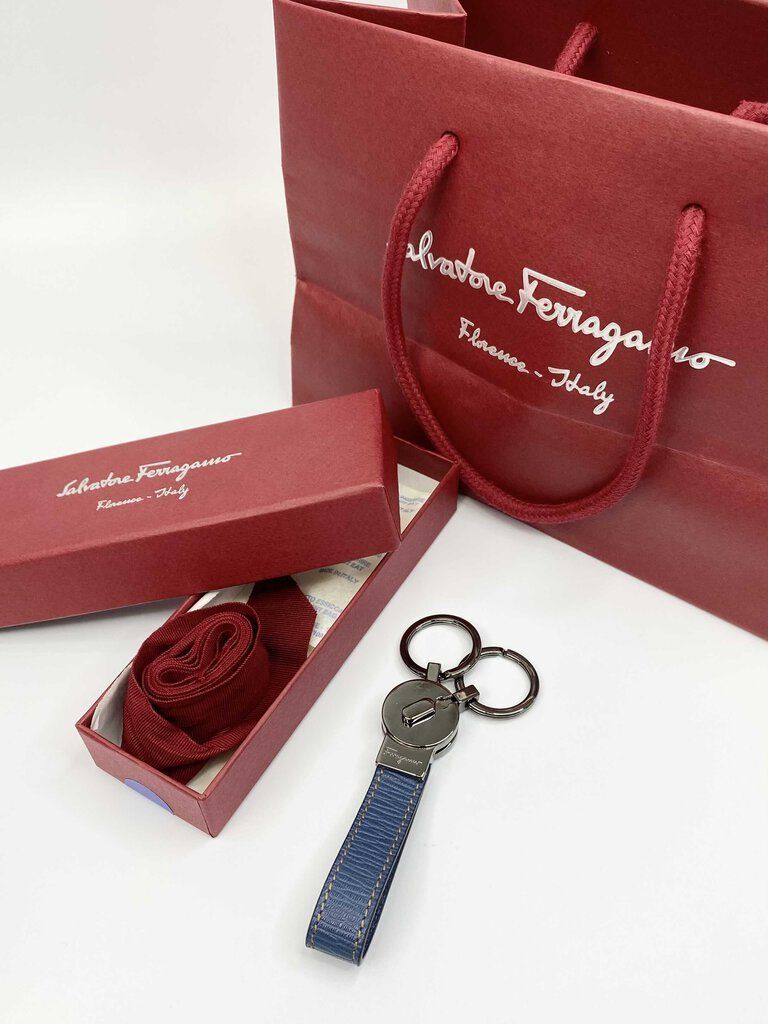 ferragamo key ring