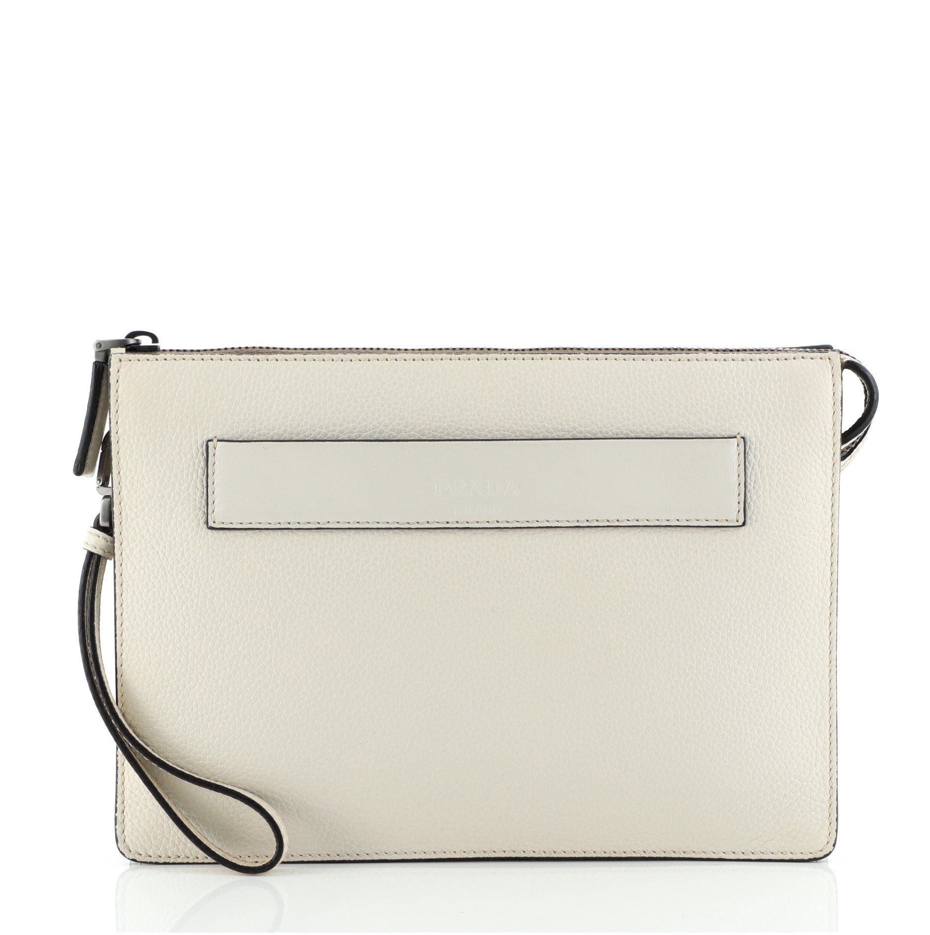 clutch with hand insert