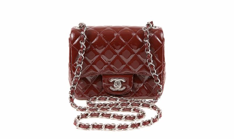 chanel burgundy flap bag
