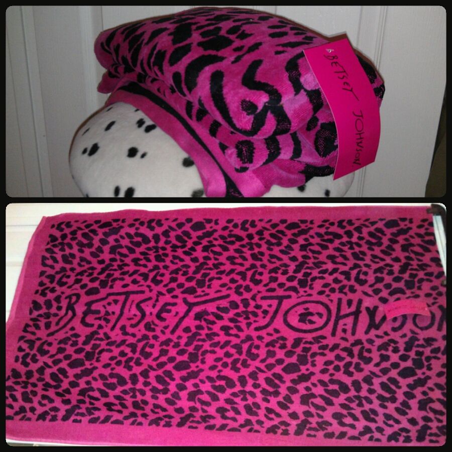 betsey johnson butler sandal