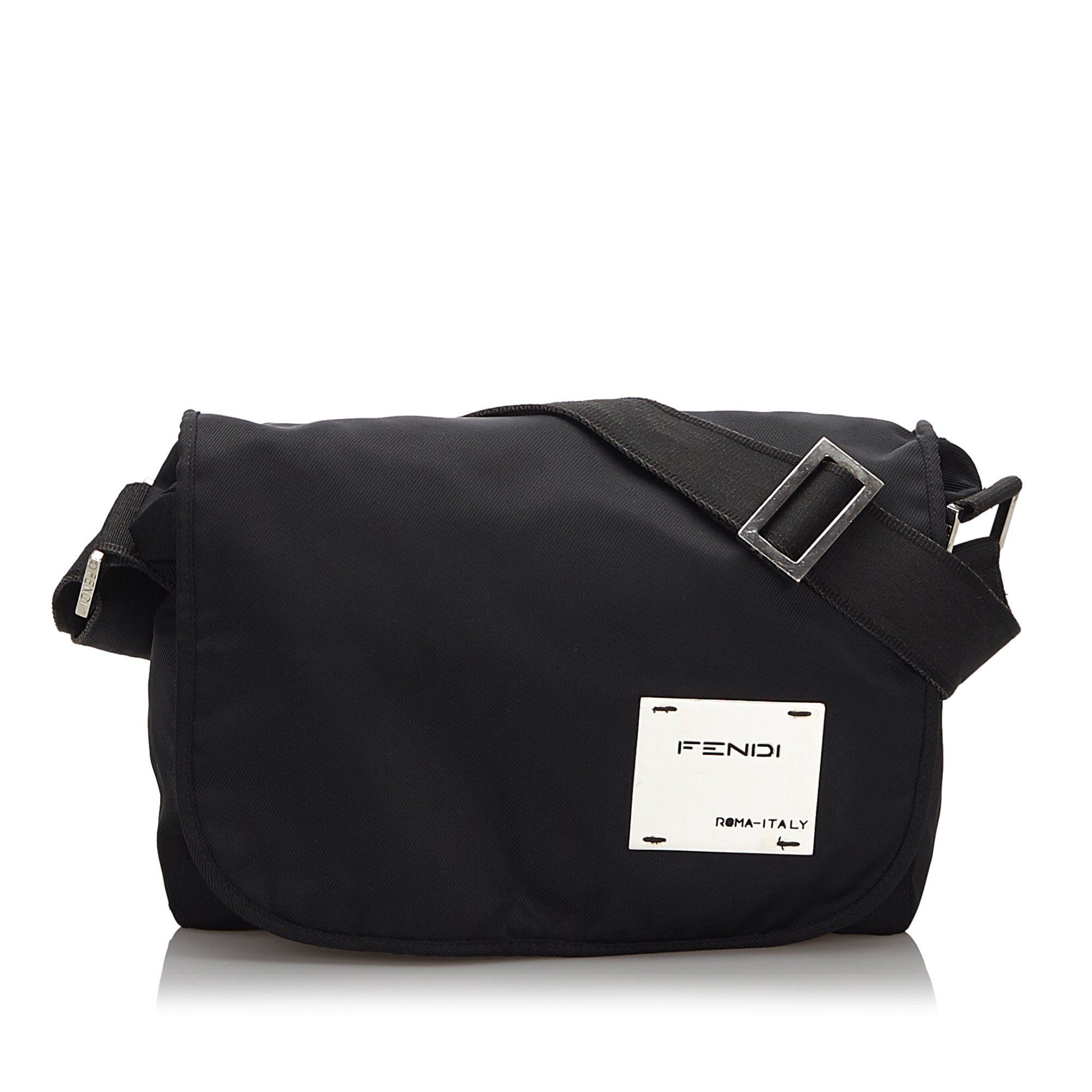 バッグ FENDI LOGO PLATE NYLON SHOULDER BAG Fendi Nylon Crossbody Bag 2025 | ciclica.eu