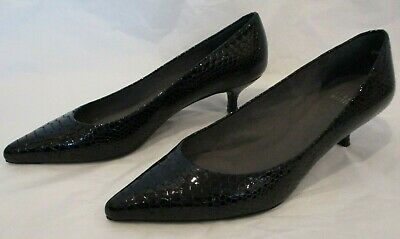 stuart weitzman kitten heel pumps