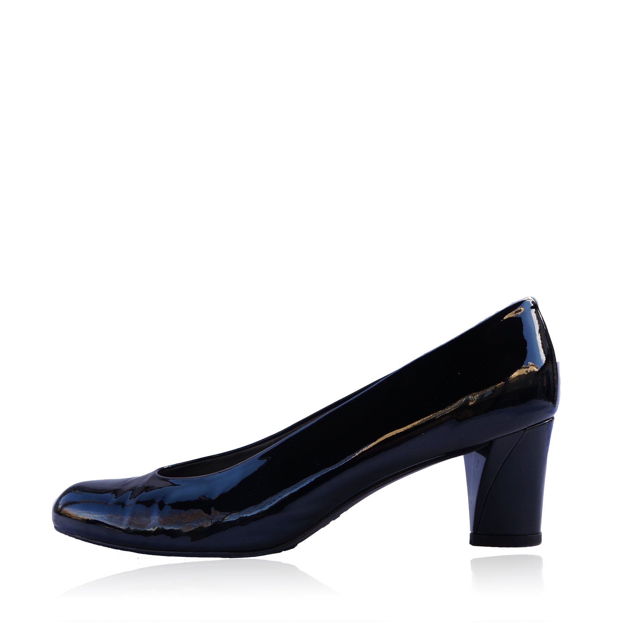 patent black pumps