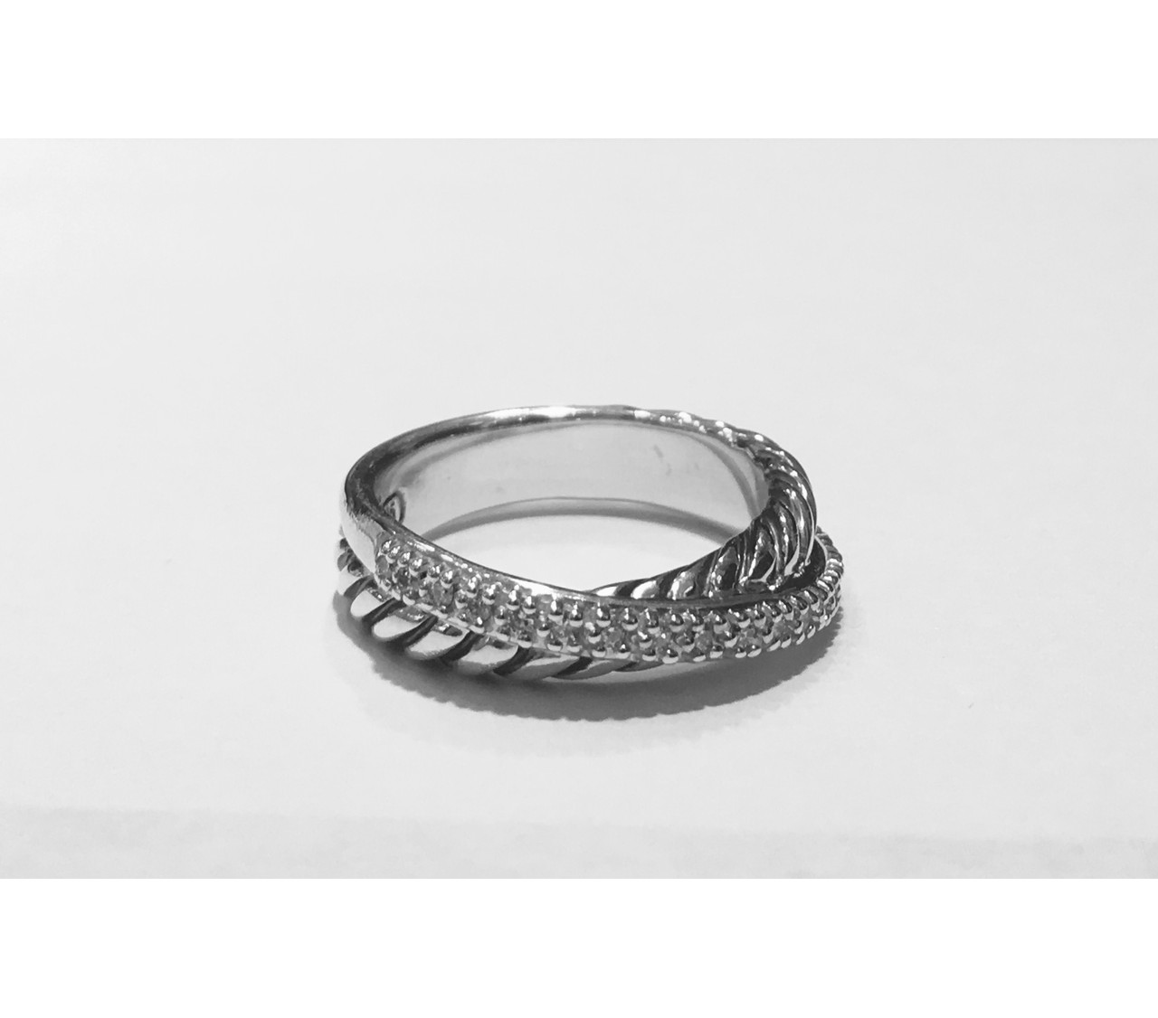 David Yurman Crossover Ring With Diamonds - The Crossover Collection