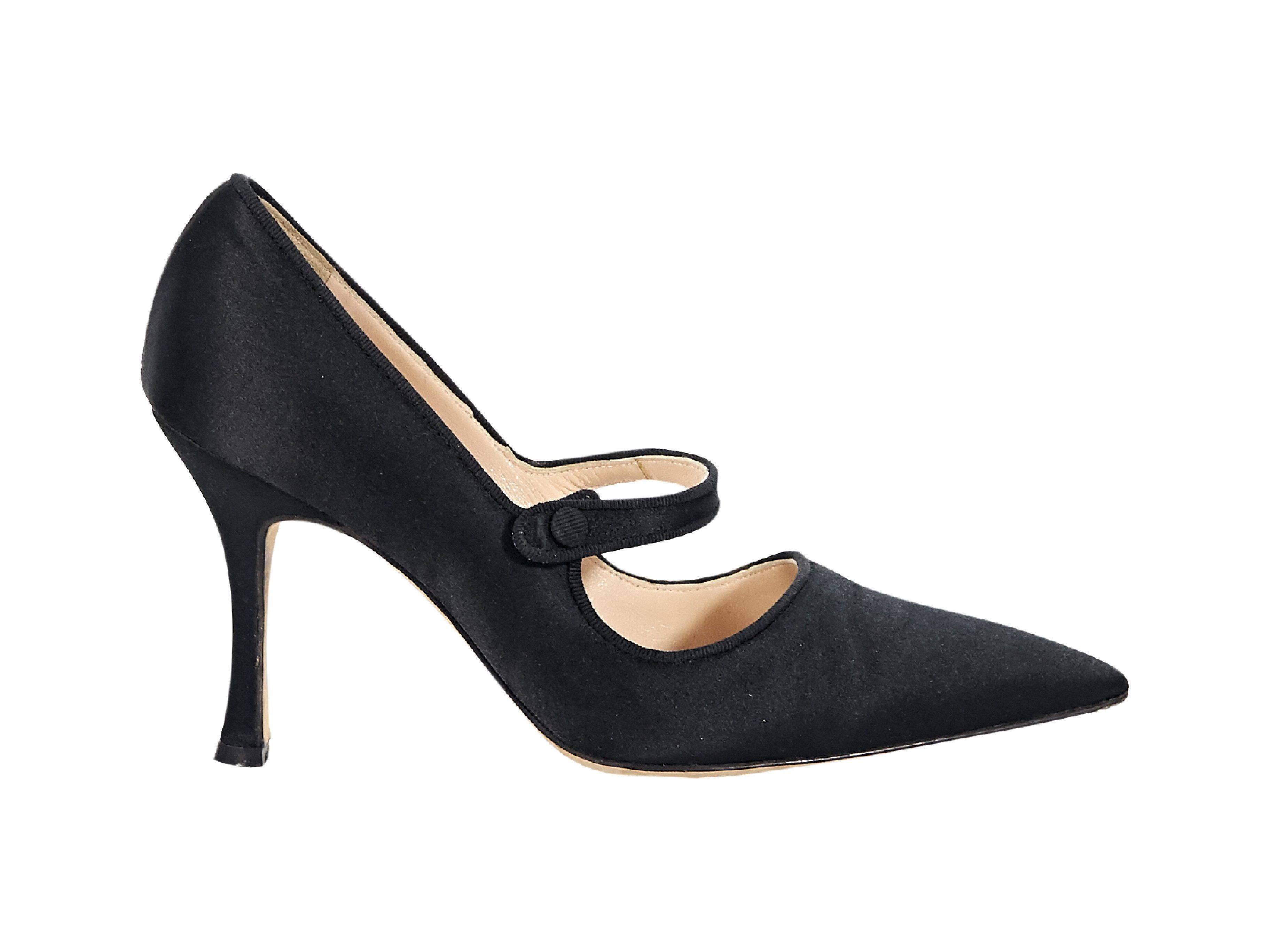 manolo blahnik mary jane pumps
