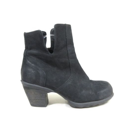 john fluevog chelsea boots