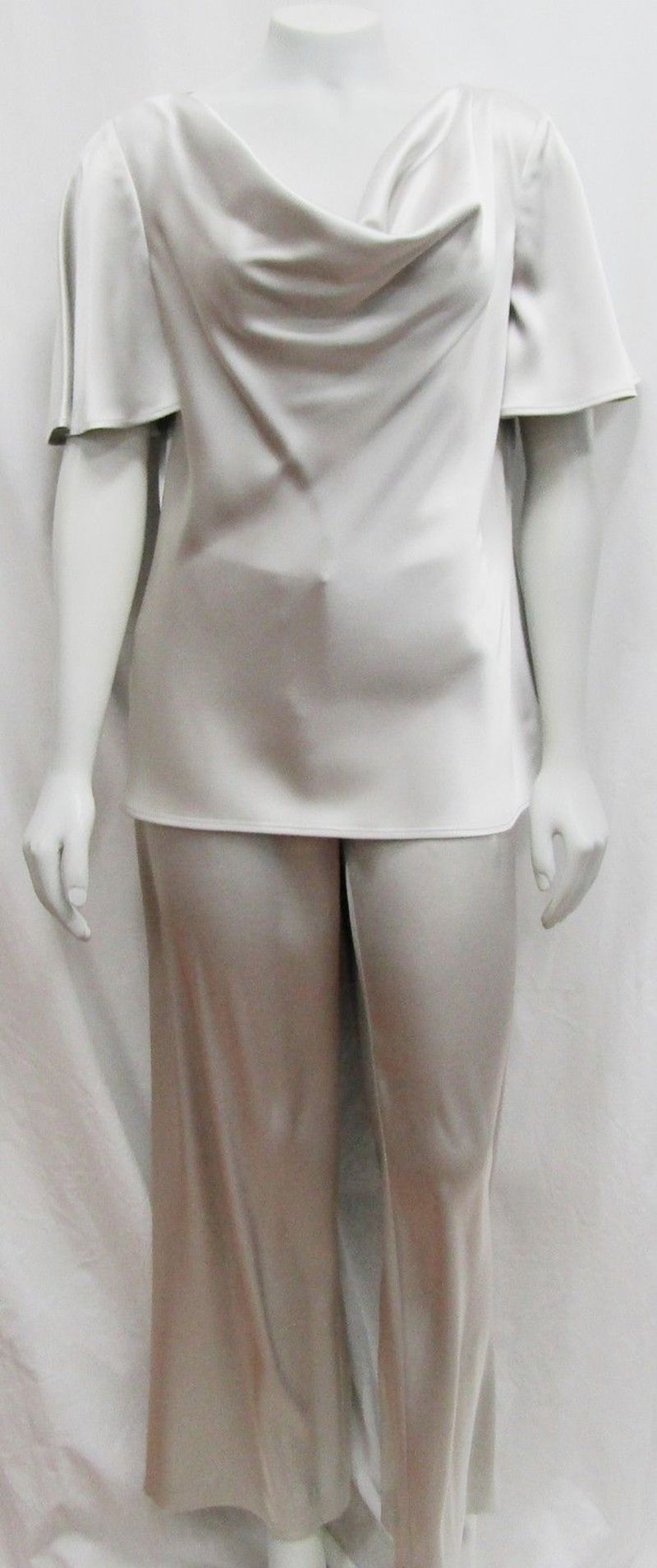 St John Knits Couture 06 04 Small 2pc 